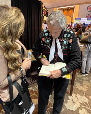 Jacqueline Laurita Instagram - It’s always entertaining and educational listening to @temple_grandin and attending @tacanow conferences, especially with friends! I love @tacanow’s new #autism workbook! Great job! 😃👍🏼👍🏼 Visit TACA’s website for more info! https://tacanow.org/.