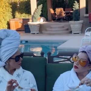 Jacqueline Laurita Instagram - Jac N Jill form an alliance over Martini’s🍸🍸