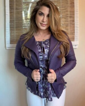 Jacqueline Laurita Instagram - 🎉 Today is my Birthday! 🎈🥳🎂🥂🍾

To celebrate, you can find my VERY comfortable outfits and more at a discount using code: JACLAURITA for 10% off site wide! These would make great #MothersDay gifts as well! 
 https://www.clarasunwoo.com/discount/JACLAURITA?REF=221

I’m loving these wrinkle-free,  travel-friendly outfits with lots of stretch from @clarasunwoo! I especially love their liquid leather jackets.😍 I own SO many of them. They are a knit fabric (not leather or pleather) that’s luxuriously soft, stretchable, breathable, form-fitting , and vegan-friendly .  🫶🏼💕

Go check them out!  👀 I  Love and appreciate  you all! #HappyEarthDay 

 Xoxo,
Jacqueline