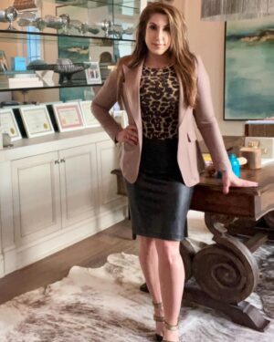 Jacqueline Laurita Instagram - 🎉 Today is my Birthday! 🎈🥳🎂🥂🍾

To celebrate, you can find my VERY comfortable outfits and more at a discount using code: JACLAURITA for 10% off site wide! These would make great #MothersDay gifts as well! 
 https://www.clarasunwoo.com/discount/JACLAURITA?REF=221

I’m loving these wrinkle-free,  travel-friendly outfits with lots of stretch from @clarasunwoo! I especially love their liquid leather jackets.😍 I own SO many of them. They are a knit fabric (not leather or pleather) that’s luxuriously soft, stretchable, breathable, form-fitting , and vegan-friendly .  🫶🏼💕

Go check them out!  👀 I  Love and appreciate  you all! #HappyEarthDay 

 Xoxo,
Jacqueline