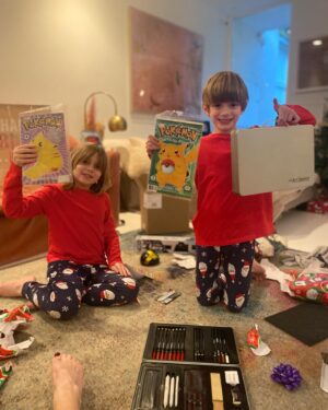Jaime King Instagram - Merry Christmas and Happiness abound. From our family to you and yours. May peace be present amidst these trying times. We love you. - Jaime, James Knight and Leo Thames.
❤️🌹🕊❤️🌹🕊❤️🌹🕊❤️