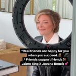 Jaime King Instagram - Friends support friends 💕 @jaime_king X @jovanalouis Suit by (Me) @jovanalouis Hair by my friend @tedgibson Makeup by my friend @carolinehernandezmakeup