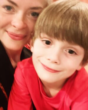 Jaime King Instagram - Merry Christmas and Happiness abound. From our family to you and yours. May peace be present amidst these trying times. We love you. - Jaime, James Knight and Leo Thames.
❤️🌹🕊❤️🌹🕊❤️🌹🕊❤️