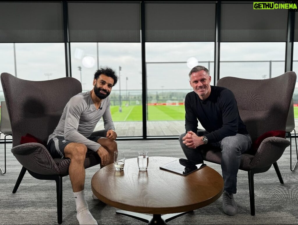 Jamie Carragher Instagram - Interview with @mosalah 👑 ahead of the big game Sunday! @skysports ⚽️