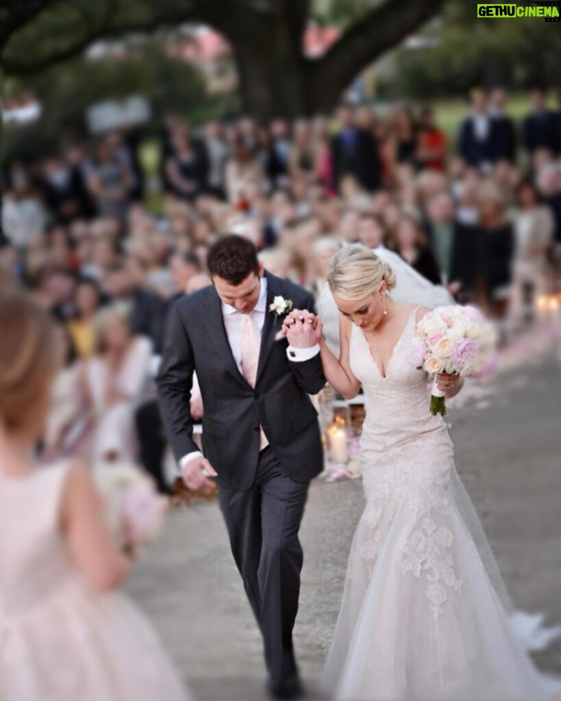 Jamie Lynn Spears Instagram - 10 years of marriage is something to proud of……like, that’s a long time to tolerate someone’s bs. Yay, us🤍👰🏼‍♀️ 3•14•14