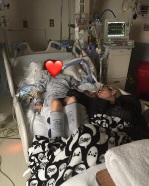 Jamie Lynn Spears Instagram - Today is our #MIRACLEANNIVERSARY 🕊️ Every year that passes and I watch my daughter grow up, the more I realize how very blessed we are, and never want to take that for granted. Again, thank you to all the healthcare professionals who made the life saving decisions, and thank you to each and every person who prayed for our baby girl. Thinking of Father Mark today, although he is in heaven now, he was always like an angel on earth for us, especially on this day 7 years ago🤍🤍