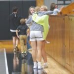 Jamie Lynn Spears Instagram - The first 2 pictures are from the moment Maddie saw me, when I surprised Maddie & Ivey at Maddie’s game after being gone in the jungle, for the longest I had ever been away from my girls. I had no clue someone was taking these pictures, but I’m so glad they did. Perks of being from Smalltown, USA🇺🇸 #FBF