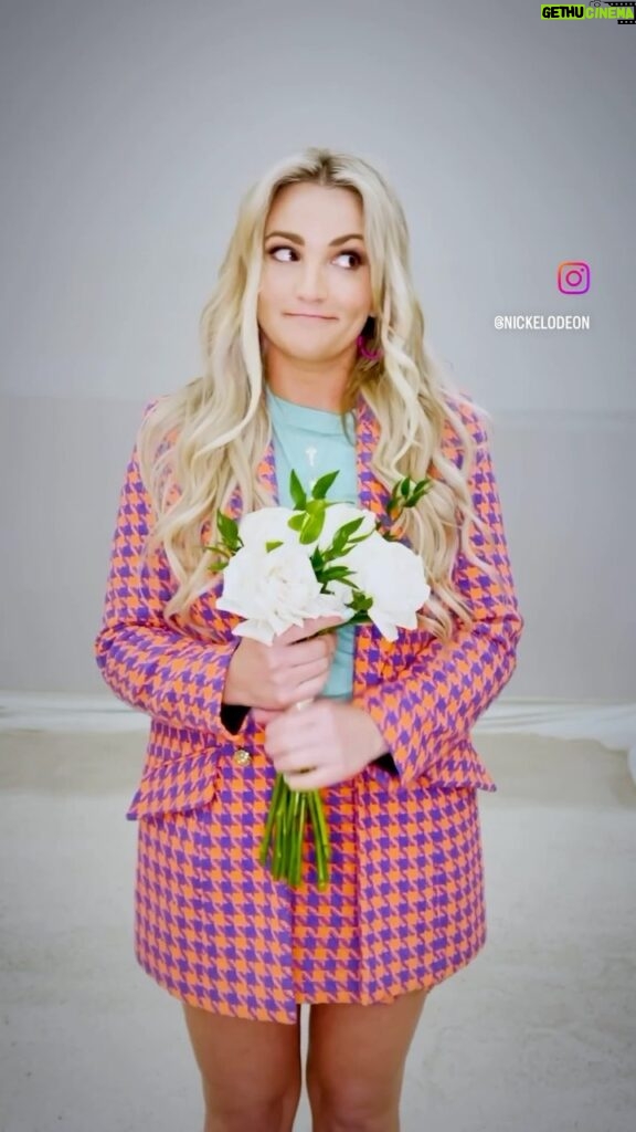 Jamie Lynn Spears Instagram - When? Where? Who? 👀 Coming soon on @paramountplus #ZOEY102
