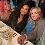 Jamie Lynn Spears Instagram - CHEERS to being 1 MONTH away from the new #ZOEY102 movie premiering JULY 27th on @paramountplus🥂💙🍻💜