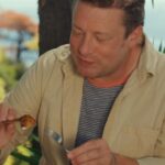 Jamie Oliver Instagram - You know what these sunny days have been reminding me of ?? All the gorgeous Greek islands and all of their utterly beautiful food. And that got me thinking of my one pan lemon-tzatziki chicken.......tzatziki really makes a fantastic ready made marinade. Yes it’s untraditional using it like this, but I can totally vouch for its deliciousness and ability to tenderize meat. Recipe link in my bio for all of you x x #chicken #weekendvibes #dinnerideas #summer