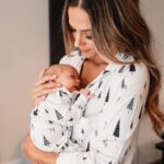 Jana Kramer Instagram - 🌙✨My collection with @thewillowco is out NOW! I had so much fun designing these “Mommy and Me” matching sets, which are made from bamboo and so super soft!! I wanted to bring you the best quality at a great price so here’s a good deal for you at 30% off for the next 48 hours. Shop at the link in bio.