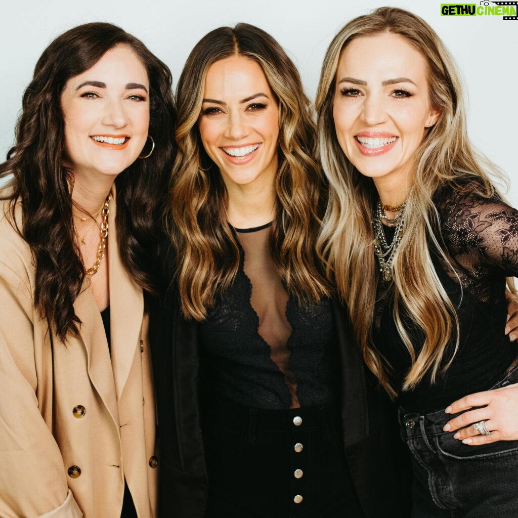 Jana Kramer Instagram - One. More. Month!!!!! Nashville June 5 Detroit June 6 Chicago June 7 We can’t wait to share our hearts with y’all and also have some fun!! Whine down tour fills our soul meeting yall so we can’t wait to see you all there…and sing some new songs ♥️. Tickets at janakramer.com/tour. Comment if you’re going and tag a friend who you want to join