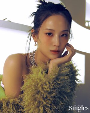 Jang Gyu-ri Instagram - @singlesmagazine