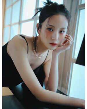 Jang Gyu-ri Instagram - B컷📸