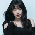 Jang Won-young Instagram - Welcome my new family @kerastase_official🖤