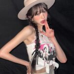 Jang Won-young Instagram - Cowgirl in TEXAS🖤💃🏻🐄