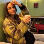 Janina Uhse Instagram - Did someone say „pasteis de nata“?