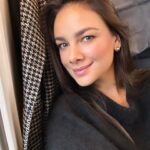 Janina Uhse Instagram - Der Lieblingsgast ist auf dem Weg nach München 🥨