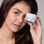 Janine Gutierrez Instagram - It’s soooo hot but I have the perfect skincare for you. My skin looks best when it’s hydrated and moisturized. I get that with Bioten #HydroXCell. #DiveIntoUnparalleledMoisture Shop now in Lazada, Shopee or Watsons! 🩵