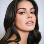 Janine Gutierrez Instagram - Maraming salamat po sa lahat ng dalubgurong bumubuo sa Gawad Pasado sa parangal na ibinigay ninyo sa akin at sa Bakit Di Mo Sabihin 🙏🏻 Thank you Direk @realflorido and @imfloreyes for allowing me to be part of this story and beautiful script. Thank you partner, @akosijcdeberat!! Thank you ate @anagfeleo as always for your guidance!! And thank you thank you @titsercarvs and @disneyaguila - sa pagmamahal at pasensya niyo samin. They translated the entire script into Filipino Sign Language. Thank you also ate @jccantosmakeup my package deal and direk @punktures ang hirap nito pero kinaya. Thank you @cinemalayaofficial for being our first home, and now @primevideoph. More power to the Deaf community in the Philippines and FSL. Here's to working towards making our country more accessible and inclusive for everyone 🤟🏻🩷