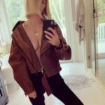 January Jones Instagram - I’m so out of practice. Can one wear sweatpants, a leather jacket and no top as an outfit? What if I zipped it up and put shoes on.. is that sufficient?? Also does it feel more like “date night” or “target run”?