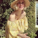 January Jones Instagram - Got dressed up to do chores on my bday! Thanks for all the love this year, it’s my wish today that this year I spend a tad less time in my backyard.