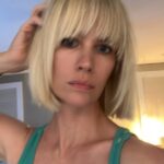 January Jones Instagram – When you want to APPEAR as if you’ve  been on the yacht vacation(boring) everyone seems to be on, just get highlights, say ciao a lot, and seem super refreshed🛥
#sharkweek