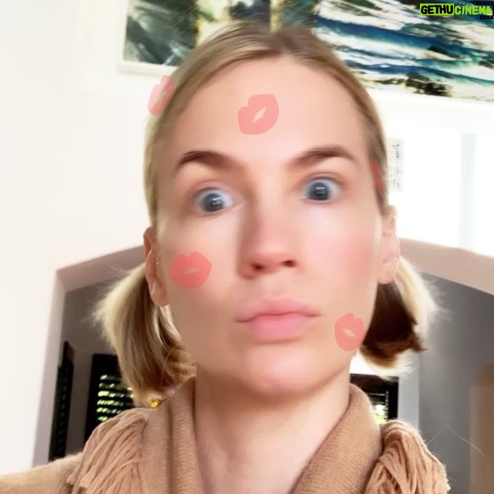 January Jones Instagram - I just discovered filters in stories. Sorry I’m so busy.