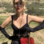 January Jones Instagram - Watches the @dolcegabbana #DGNextChapter FW21 show once.. #90sSuperModel 💃🏼