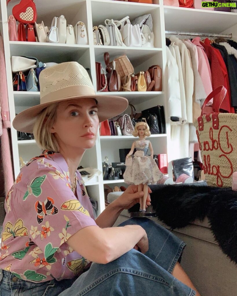 January Jones Instagram - Just playing with my Barbie, dreaming about wearing uncomfortable shoes and clothes again.. #someoneneedsacreativeoutletasap