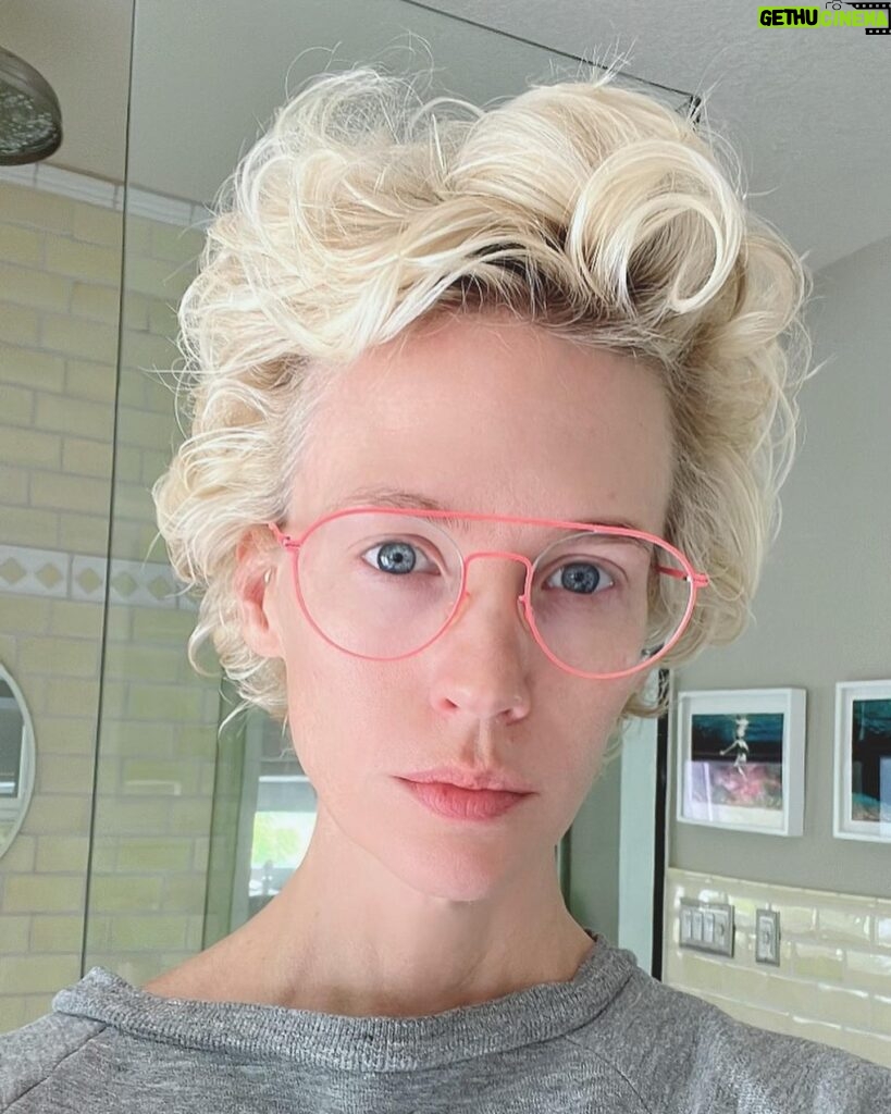 January Jones Instagram - “It’s dreary outside, maybe I will experiment with curling my hair”. Normally I would only share this with people who will laugh and never speak of it again but I’m feeling brave, have at it