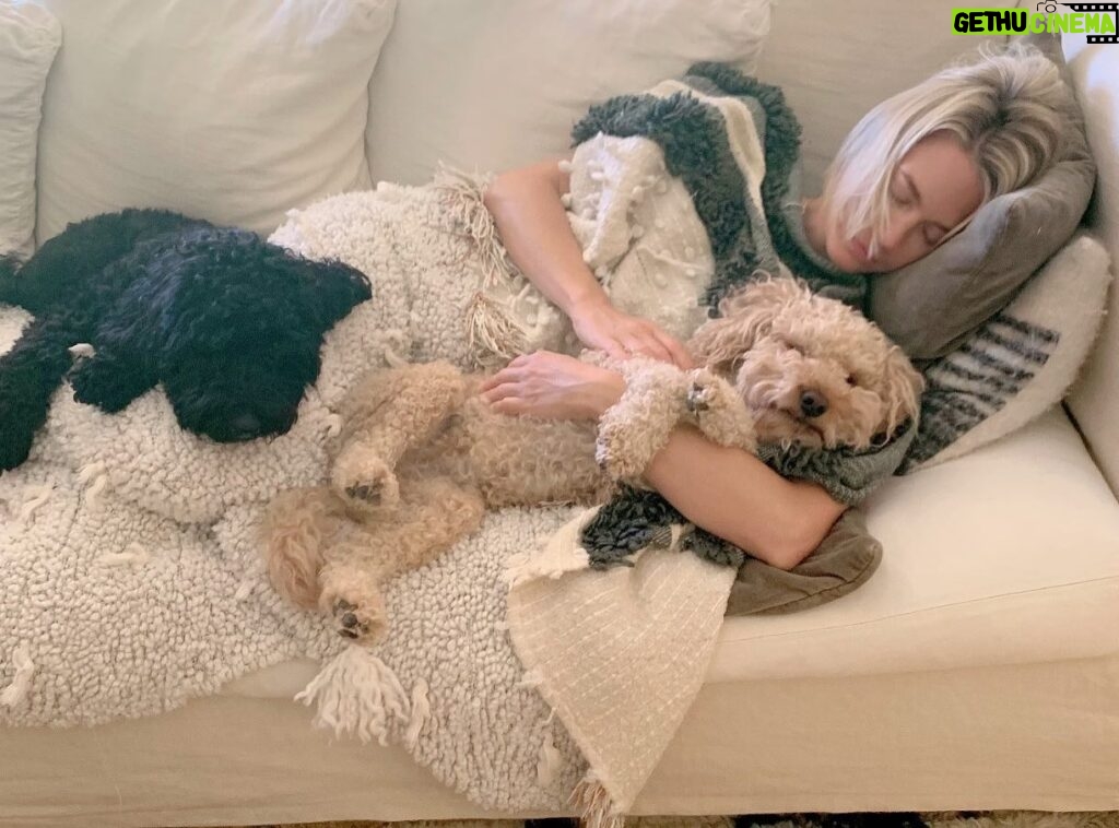 January Jones Instagram - Try to be as productive as me this wknd. It’s important to have a goal. ❤️🐶