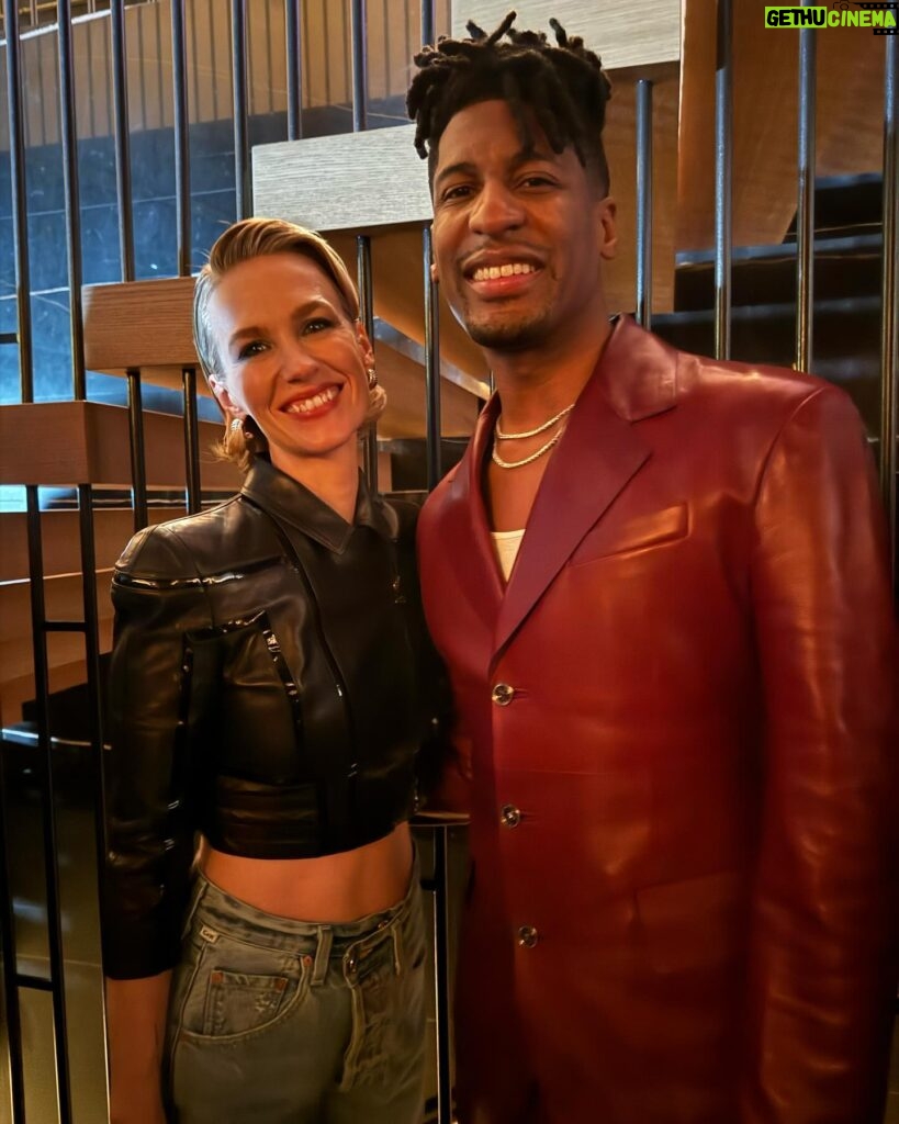 January Jones Instagram - Night out with @versace hosted by @netaporter *Not pictured was me almost not leaving my house because a random midwest summer thunderstorm hit LA for an hour 🤪 mtng @jonbatiste was the highlight of our night.