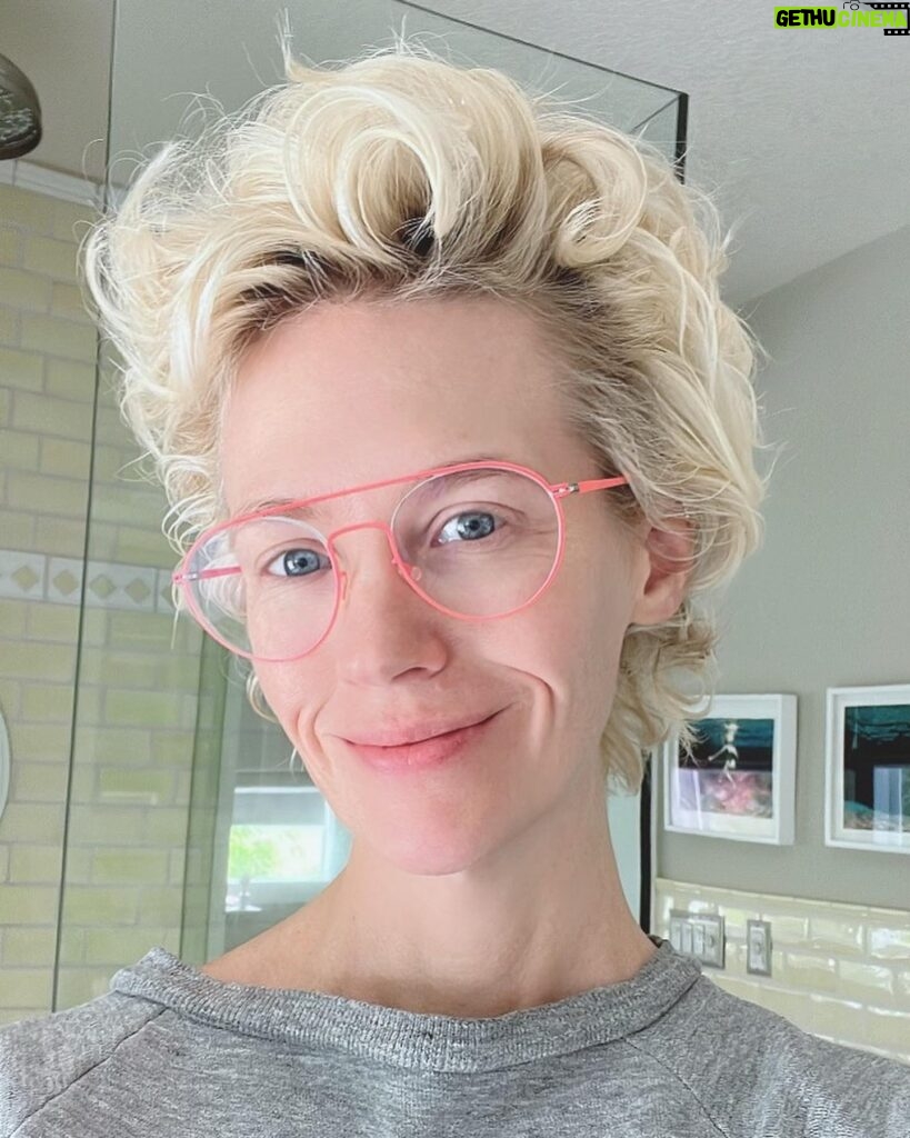 January Jones Instagram - “It’s dreary outside, maybe I will experiment with curling my hair”. Normally I would only share this with people who will laugh and never speak of it again but I’m feeling brave, have at it