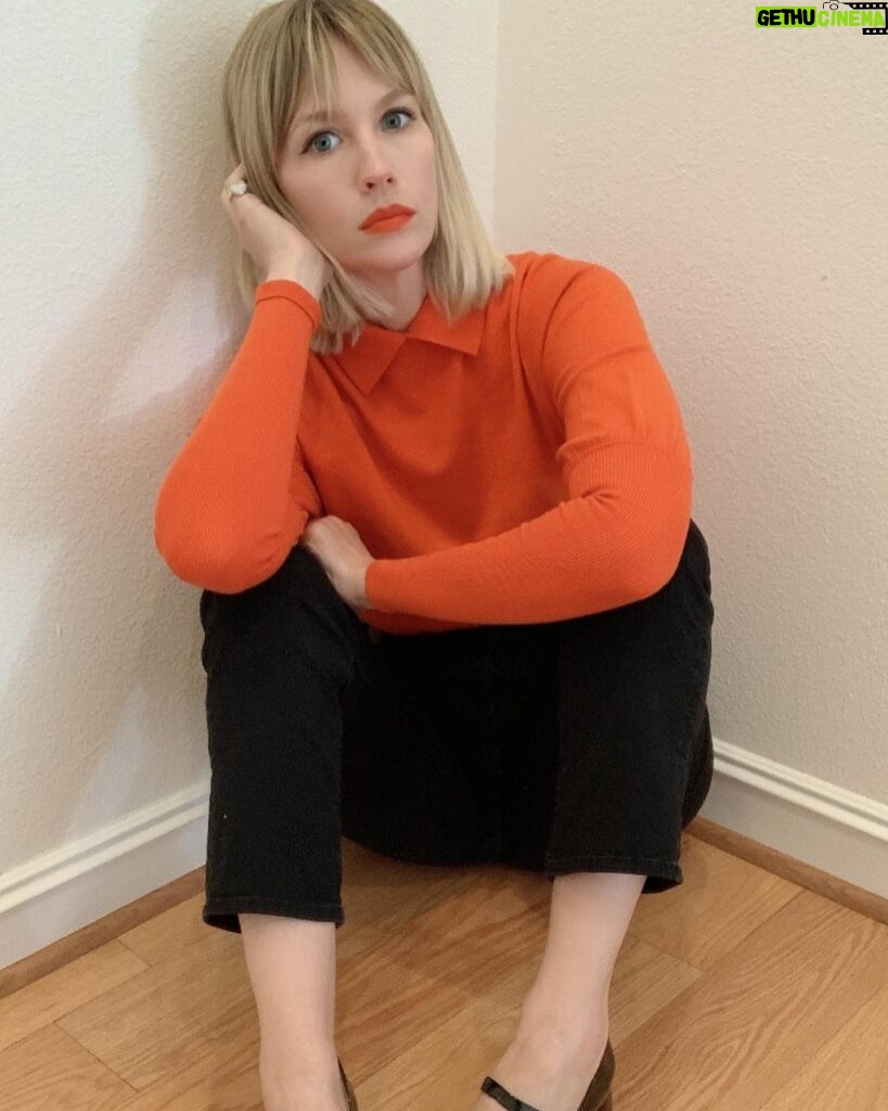 January Jones Instagram - In time out but tryin to look like I shouldn’t be.