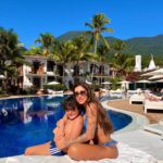 Jaque Khury Instagram - 💙💙