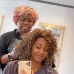 Jasmine Luv Instagram - New hair, who dis? 😜 It’s giving Fall 2023 vibes and I’m loving it. What y’all think? Thank you to Nicki at @colorculturehairartistry for doing an amazing job 🔥🔥🔥 #newhair #curlyhair #curls #colorhair