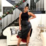 Jasmine Luv Instagram - Thicker than the plot 🤭