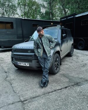 Jason Statham Instagram - @landrover 
#defender