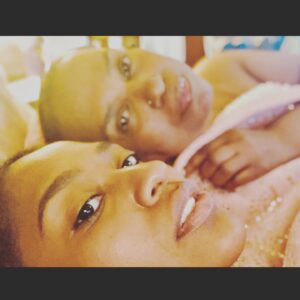 Jazmine Sullivan Instagram - To my mommy, my world @mspamjoi Since I was a kid I watched you turn nothing into something over and over again. Seeing potential in the things people deemed as trash, and leaving everything u touched more beautiful than u found it. 
Late October 2019 our world was flipped upside down when U were diagnosed w IBC (inflammatory breast cancer). our days were no longer filled w convos of u telling me to hurry up and finish my project, but of chemo treatments and hospital visits. Shit got real, Fast. But if being your daughter has taught me one thing it is how to work w something ugly, painful even, and make it a work of art. So that’s what We’ve been doing since October. Trying to make beauty of this ugliness. And To watch u handle urself w such grace, wisdom, strength and empathy for others while ur going thru the toughest time in ur life has been the most beautiful thing I’ve ever witnessed. You mommy, are the prettiest picture, the best lyrics and sweetest melody I’ve ever heard. And I’m so proud of u and proud to be ur daughter. I know w all my heart that w ur strength and determination and God’s help he will continue to carry us thru and out of this time in our lives and give us a testimony of complete healing and victory!! So happy Mother’s Day of many more to u my joi. Loving you always!