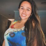 Jazz Jennings Instagram - Sleep, little dreamer. Don’t forget to rest your little head🌟