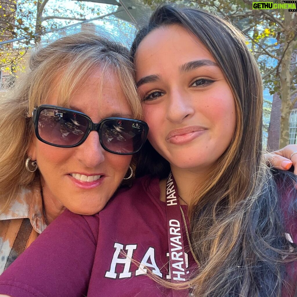 Jazz Jennings Instagram - I'll love you forever, I'll like you for always, As long as I'm living my Mommy you'll be❤️