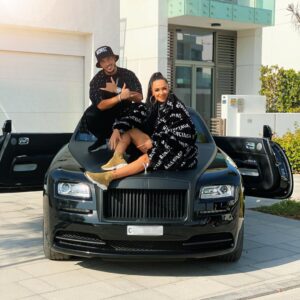 Jazz Lanfranchi Instagram - La JLC FAMILY 
Aujourd’hui on a décidé de vous faire plaisir pour vos vacances qui approchent.
2 personnes Gagnerons 500€ chacun ainsi qu’un vêtement de luxe nous appartenant 
Vous serrez appeler par la JLC family en Visio ⭐️
Pour participer c’est très simple : -Être abonné aux comptes :
@jazztvshow
@iam_billionaire 
@chelsea_gcl
@cayden_gcl
-identifie 3 personnes en commentaire
- like ce poste ❤️
Tirage au sort le soir d’Halloween 
Love you guys ⭐️