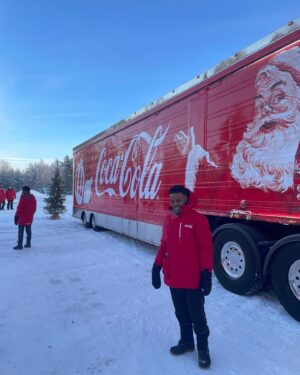 Jean Paulo Campos Instagram - pra sempre vou lembrar dessa vivência natalina em @visitrovaniemi com a @cocacola_br 
Feliz Natal tropinha!!!
🥹🎄❤️