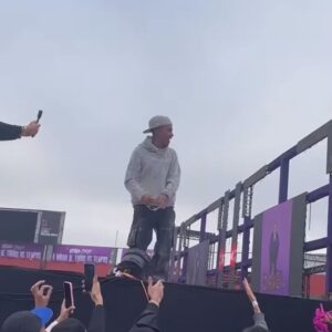 Jean Paulo Campos Instagram - dumpzinho do meu bate volta RJ🛫SP desses dias graças a ajuda do pessoal da @tr_passagensaereas, vocês são brabos 🫶🏾✨😌