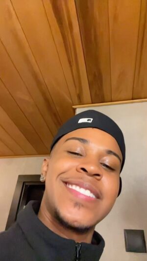 Jean Paulo Campos Instagram - pretin 😌🫶🏾