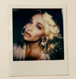Jemima Kirke Instagram - As the Polaroids came into view, Tuesday realized she could’ve done better than Jeff. “He knew it too” she said out loud as she poured herself an afternoon chardonnay. A plumber was there to fix the kitchen sink. He turned to her. “Not you,” she said. He went back to twisting valves, grunting like he had asthma or was too tired to work. She sipped her drink and thought about his wife. Was she satisfied by this? Lately she’d been fantasizing about going bar hopping with a girlfriend, living it up before gleefully driving off a cliff together. “Maybe this guy’s wife is interested…” she said. The plumber turned to her again. Briefly this time. Tuesday knew that look. The look that a bewildered man gives when he’s decided she’s a wack job. Just then, she noticed that his ass crack was showing. A plumber with plumber’s butt. She laughed hard at the absurdity of it, leaning into the wack job thing. But perhaps it was a sign. If plumbers really do have plumber’s butt, then she, the unhappy housewife, could leave dinner in the microwave and walk out. She could drive a convertible with a silk scarf around her head, holding hands with her best friend, the plumber’s wife, as they head for Mexico. 

Pics @andrewtess 
Face @missguynyc 
Head #seanbennett