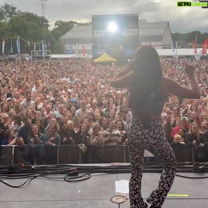 Jenifer Instagram - FEEL GOOD FESTIVAL 2023 🇧🇪 #MERCI #fgf2023 #wefeelgood #wefeellove #melancolie #madison