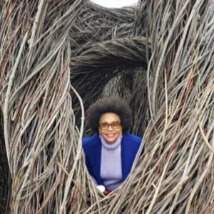 Jenifer Lewis Instagram - @blackishabc was inducted into the African American Museum of History and Culture. I love Washington, DC. It was a Blast.
*
*
*
*
#Blackish #Washington #DC #History #Family #Friends #Flowers #JeniferLewis #TheMotherOfBlackHollywood #InTheseStreets