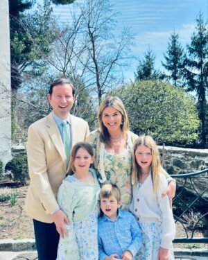 Jenna Bush Hager Instagram - What a wonderful world! Sending  love to all your peeps 🐥